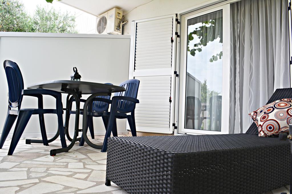 Appartement Suz-Ana à Trogir Extérieur photo