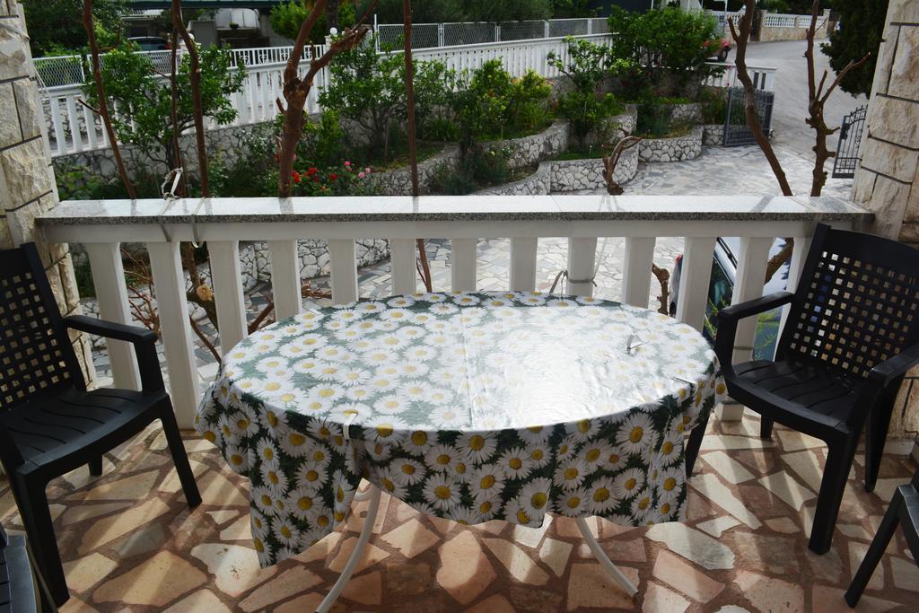 Appartement Suz-Ana à Trogir Extérieur photo