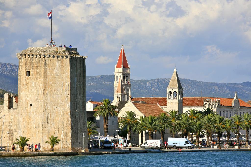 Appartement Suz-Ana à Trogir Extérieur photo