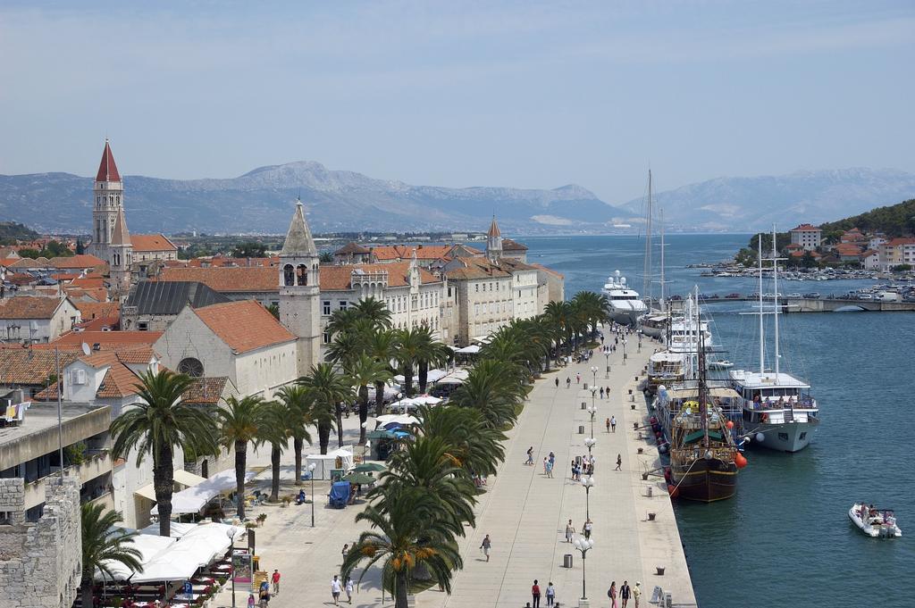 Appartement Suz-Ana à Trogir Extérieur photo